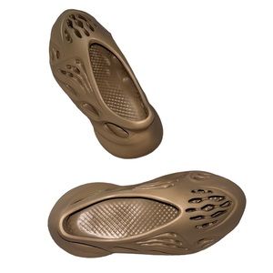 Yeezy Foam Runner 'Clay Taupe'